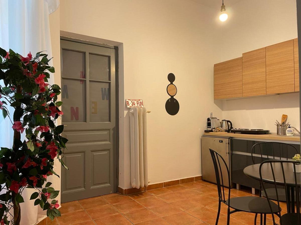 Outstanding 3Br Ultracentral Cityview Balcony Aaa Bucareste Exterior foto